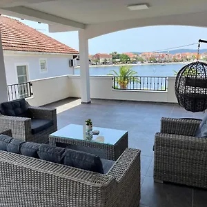  Appartement Leona&doris Croatie
